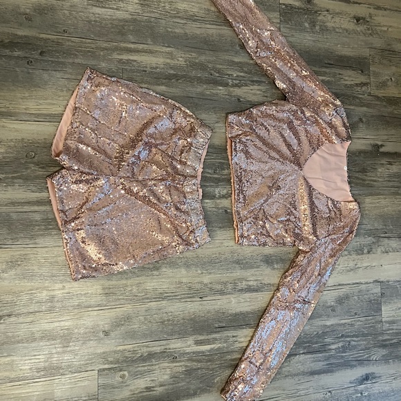 Pink Sequence set - Picture 3 of 6